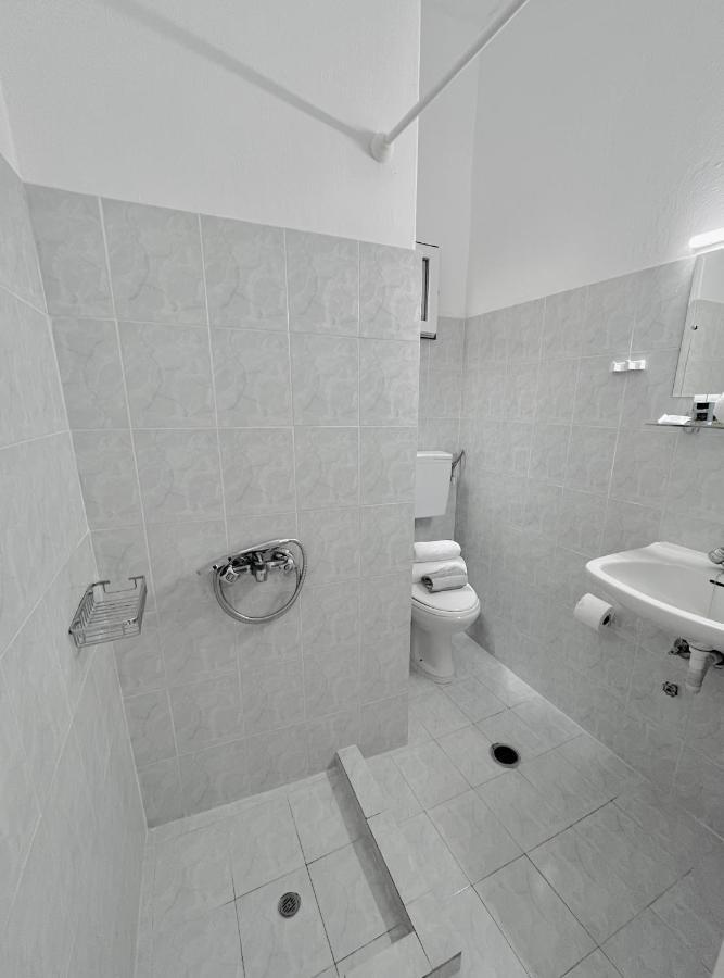 Diana Studios Pefki  Bagian luar foto