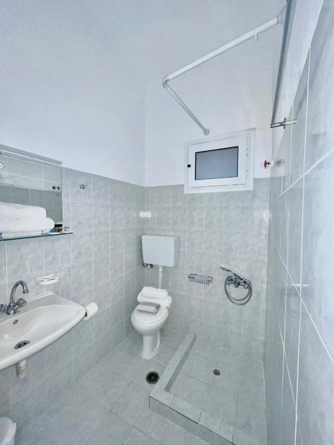Diana Studios Pefki  Bagian luar foto
